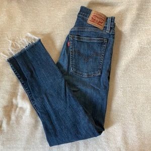 Ankle Jeans